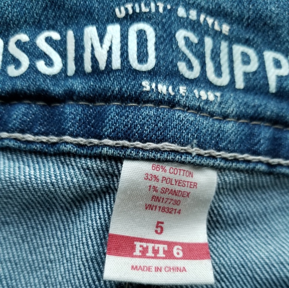 Mossimo Button Pocket Jeans - Picture 5 of 5